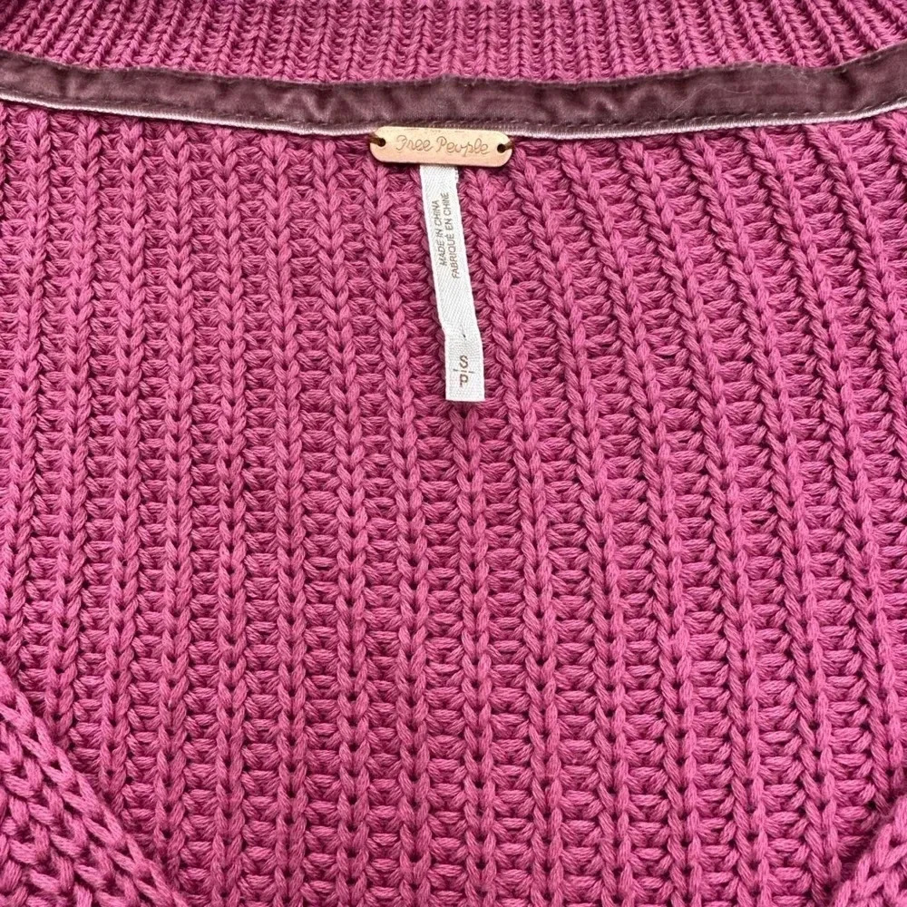 Free People Pink Damsel Bell Sleeve Cropped Knit Sweater // S - Picture 7 of 8